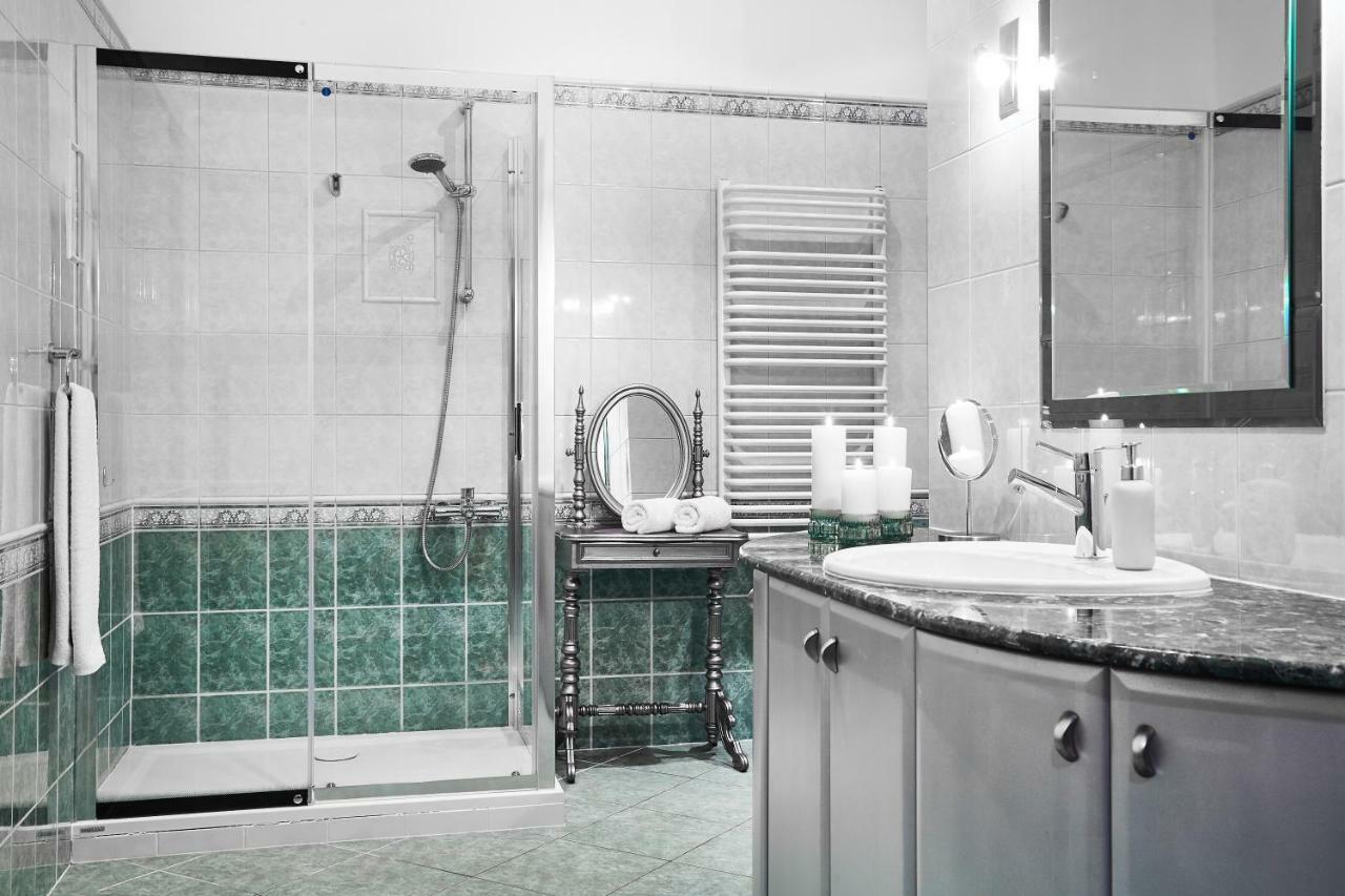 Luxury Apartment/Florianska Street Cracovie Extérieur photo
